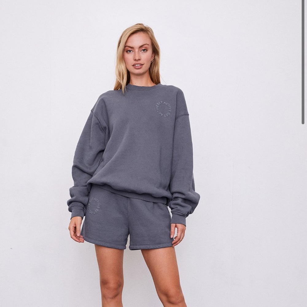 *ISO* - SETactive CREWNECK, MEDIUM, COLOR - SLATE